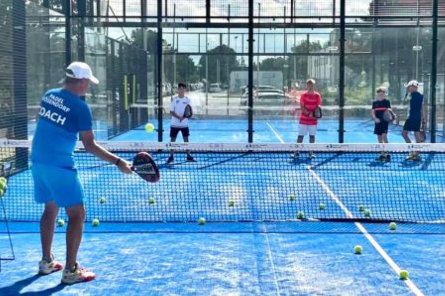 Padel Training mit Coach und Gruppe bei Padel Vösendorf
